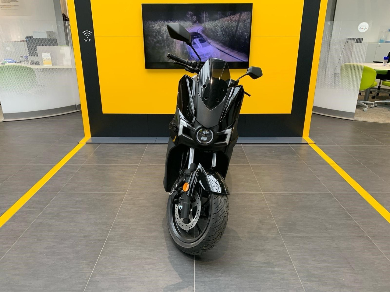Silence S01 L1e Connected 45km/h (5,6 kWh) ELEKTROROLLER - Motocyclette: photos 3 Silence S01 L1e Connected 45km/h (5,6 kWh) ELEKTROROLLER - Motocyclette: photos 3