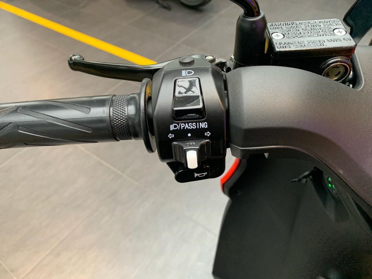 Motocyclette Silence S01 L1e Connected 45km/h (5,6 kWh) ELEKTROROLLER: photos 12