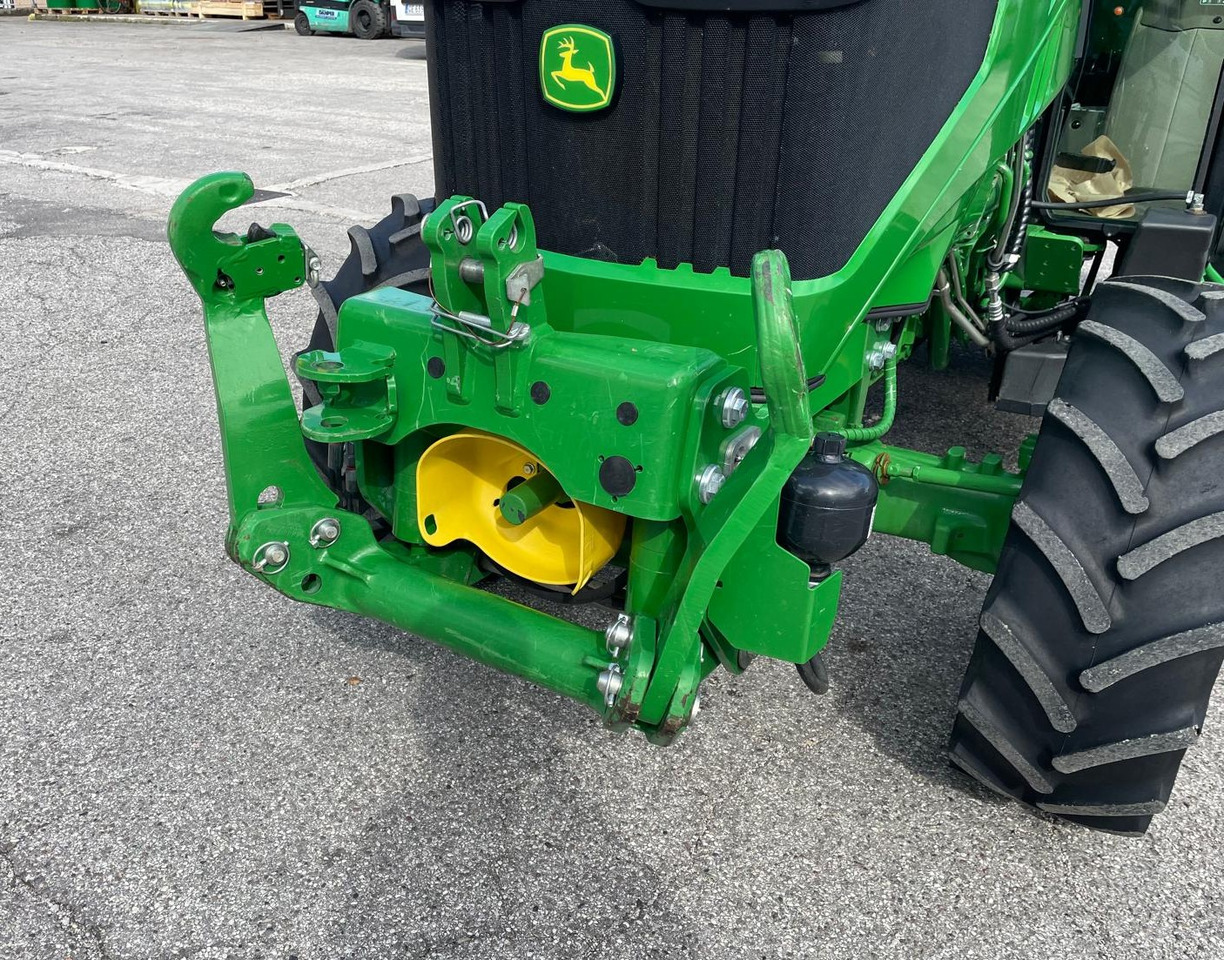 JOHN DEERE 5090 GF - Tracteur agricole: photos 5 JOHN DEERE 5090 GF - Tracteur agricole: photos 5