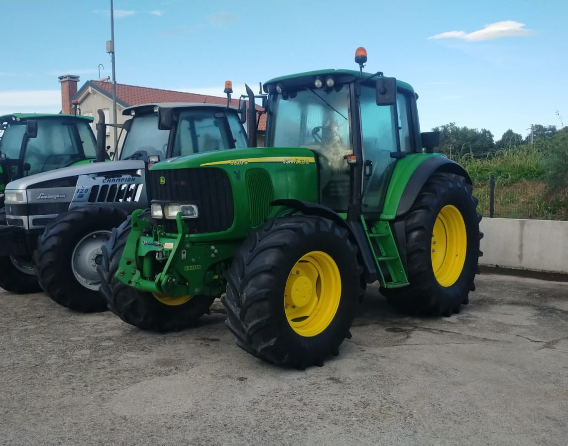 JOHN DEERE 6920 S - Tracteur agricole: photos 1 JOHN DEERE 6920 S - Tracteur agricole: photos 1
