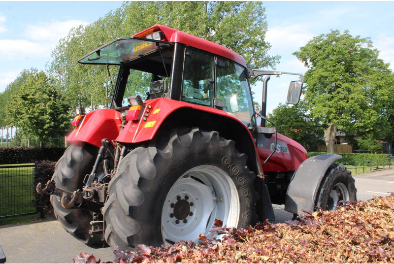 Case IH CS 150 met fronthef en front pto - Tracteur agricole: photos 3 Case IH CS 150 met fronthef en front pto - Tracteur agricole: photos 3