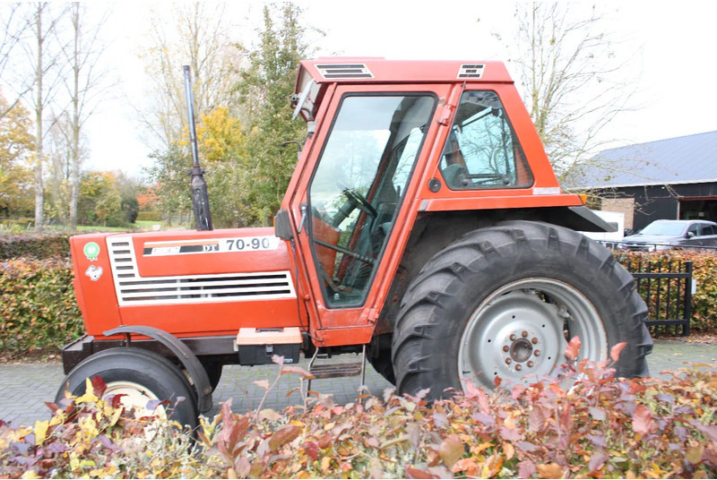Fiat 70-90 - Tracteur agricole: photos 5 Fiat 70-90 - Tracteur agricole: photos 5