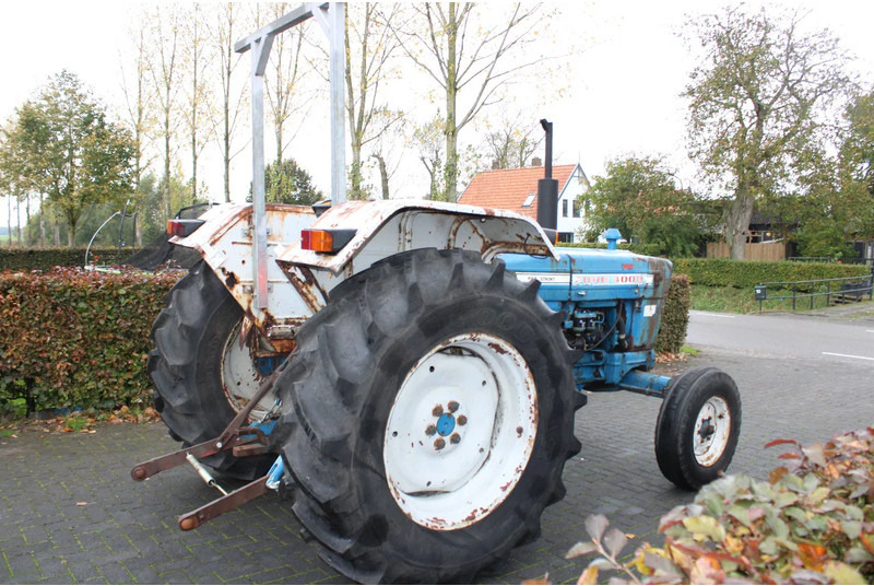 Ford 4000 - Tracteur agricole: photos 3 Ford 4000 - Tracteur agricole: photos 3
