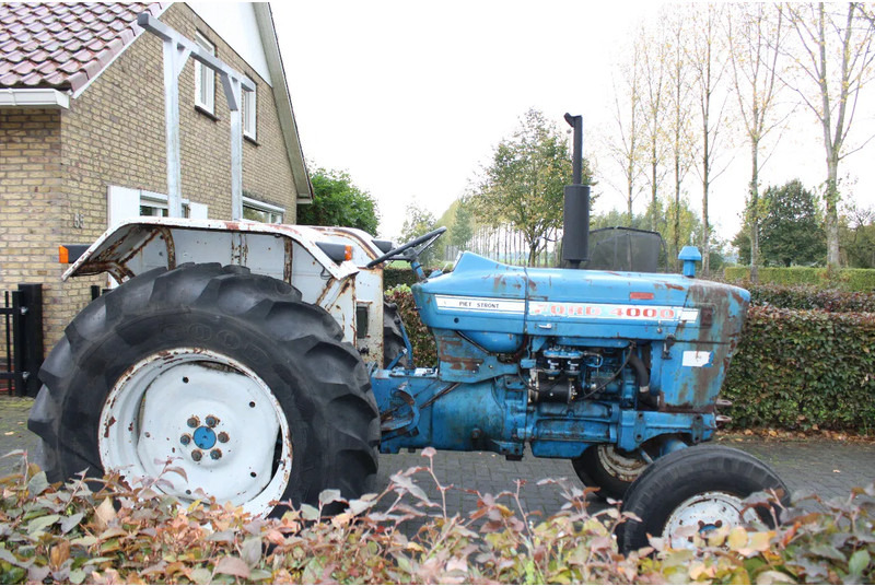 Ford 4000 - Tracteur agricole: photos 2 Ford 4000 - Tracteur agricole: photos 2