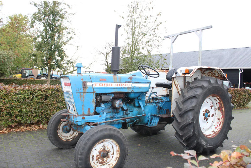 Ford 4000 - Tracteur agricole: photos 5 Ford 4000 - Tracteur agricole: photos 5