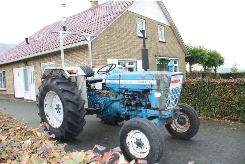 Ford 4000 - Tracteur agricole: photos 1 Ford 4000 - Tracteur agricole: photos 1