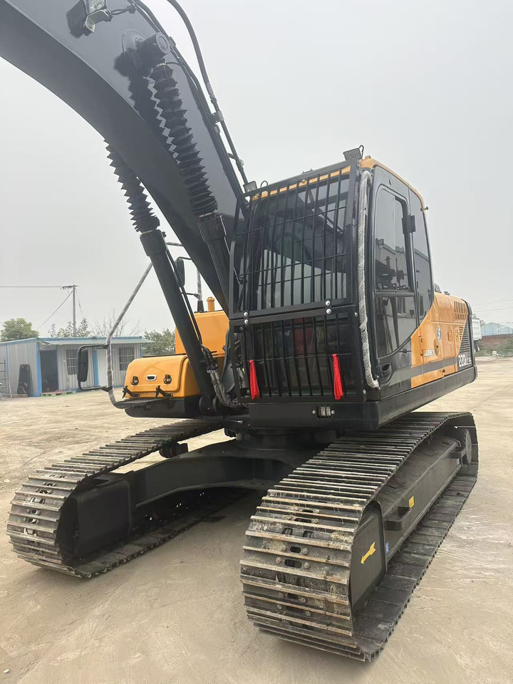Pelle sur chenille Hyundai 220-9s: photos 10
