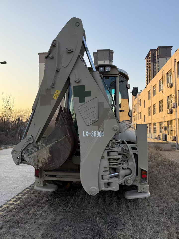 Pelle JCB 3CX: photos 21