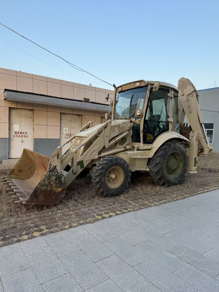 Pelle JCB 3CX: photos 22