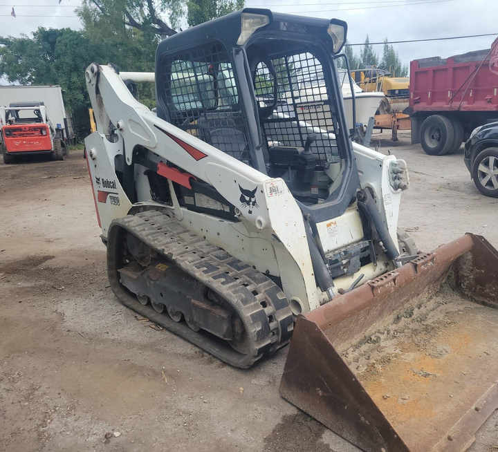 Used Bob Cat Bob Cat T590 Used Skid Steer Wheel Loader Multifunctional Track Loaders Bobcat - Mini chargeuse: photos 2 Used Bob Cat Bob Cat T590 Used Skid Steer Wheel Loader Multifunctional Track Loaders Bobcat - Mini chargeuse: photos 2