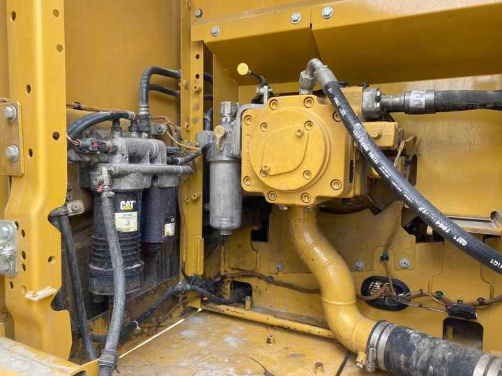 Used Digger CAT 320 Construction Machinery Construction Digger Used CAT 320 Cheap Excavator - Pelle sur chenille: photos 4 Used Digger CAT 320 Construction Machinery Construction Digger Used CAT 320 Cheap Excavator - Pelle sur chenille: photos 4