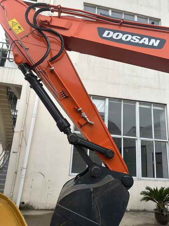 Pelle sur chenille Used Excavator Doosan DX300 Excavators Mini Equipment Earth Moving Machinery Doosan Digger Excavator for Sale: photos 6