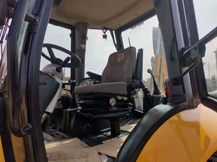 Used Small Bakchoe Loader JCB 4CX Towable Backhoe/3cx 4cx Jcb Backhoe Loader for Sale - Tractopelle: photos 5 Used Small Bakchoe Loader JCB 4CX Towable Backhoe/3cx 4cx Jcb Backhoe Loader for Sale - Tractopelle: photos 5
