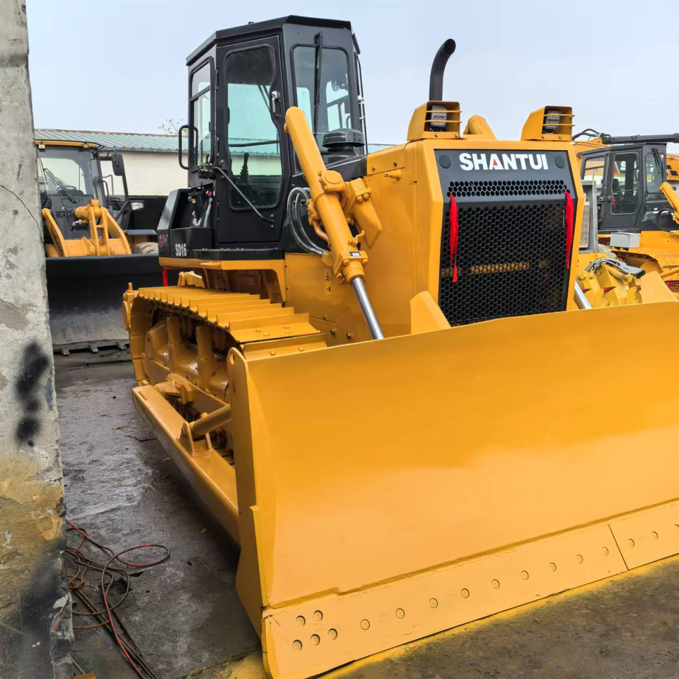 Shantui SD16 - Bulldozer: photos 4 Shantui SD16 - Bulldozer: photos 4