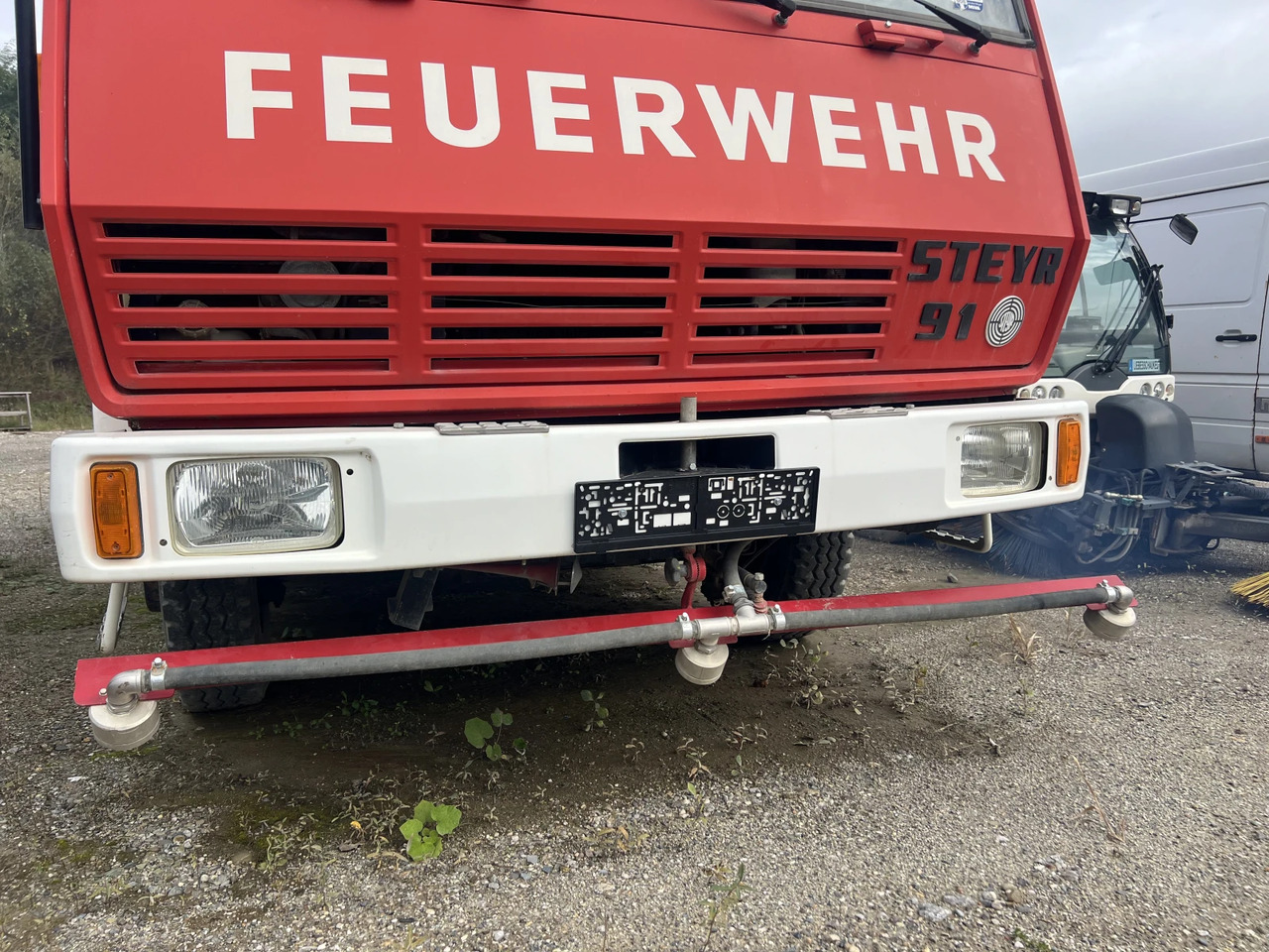 Steyr 791 4х4, 27000 км.Водоноска, FEUERWEHR, - Camion de pompier: photos 3 Steyr 791 4х4, 27000 км.Водоноска, FEUERWEHR, - Camion de pompier: photos 3