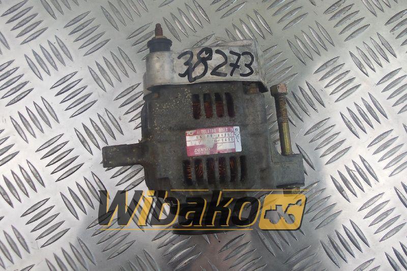 Alternator for engine Denso D1005 16241-64011 - Alternateur pour Engins de chantier: photos 1 Alternator for engine Denso D1005 16241-64011 - Alternateur pour Engins de chantier: photos 1