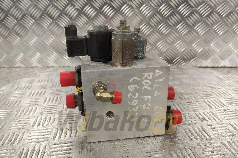 Atlas Copco ROC P7-11 - Valve hydraulique pour Engins de chantier: photos 1 Atlas Copco ROC P7-11 - Valve hydraulique pour Engins de chantier: photos 1