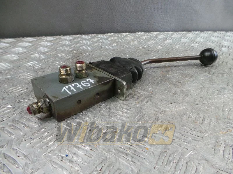 Case 1188 - Valve hydraulique pour Engins de chantier: photos 1 Case 1188 - Valve hydraulique pour Engins de chantier: photos 1
