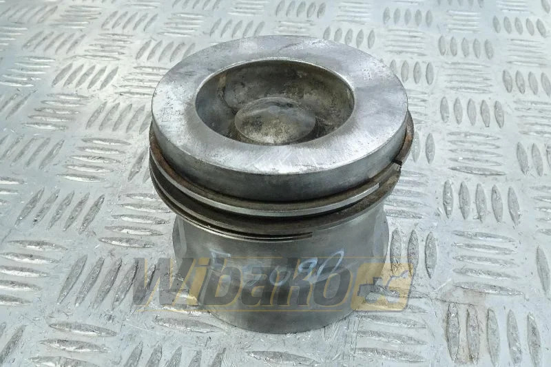 Deutz 04501366 - Pistons/ Anneaux/ Manchons pour Engins de chantier: photos 1 Deutz 04501366 - Pistons/ Anneaux/ Manchons pour Engins de chantier: photos 1