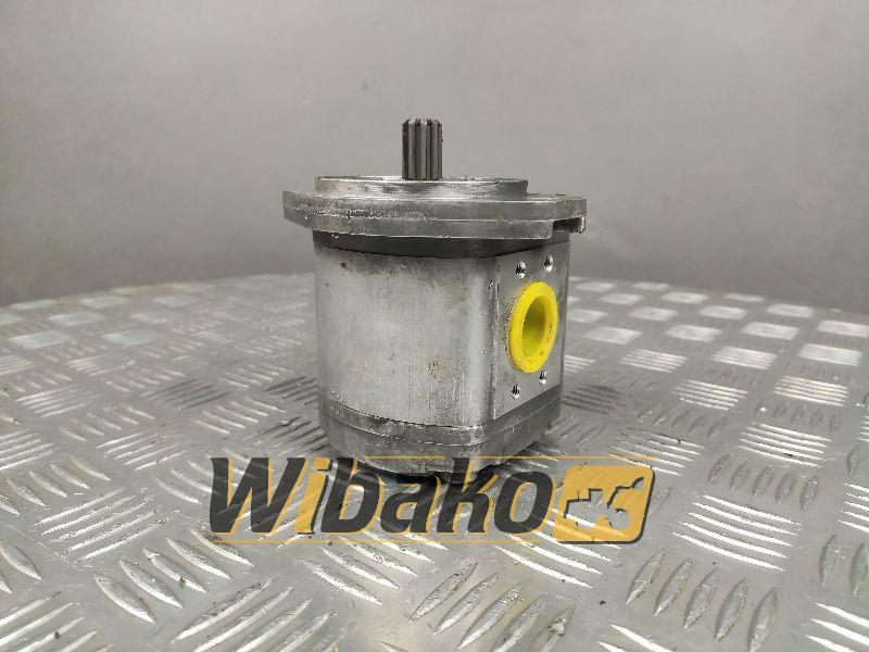 Gear pump Poclain 40182508 P4743518X - Pompe hydraulique pour Engins de chantier: photos 1 Gear pump Poclain 40182508 P4743518X - Pompe hydraulique pour Engins de chantier: photos 1