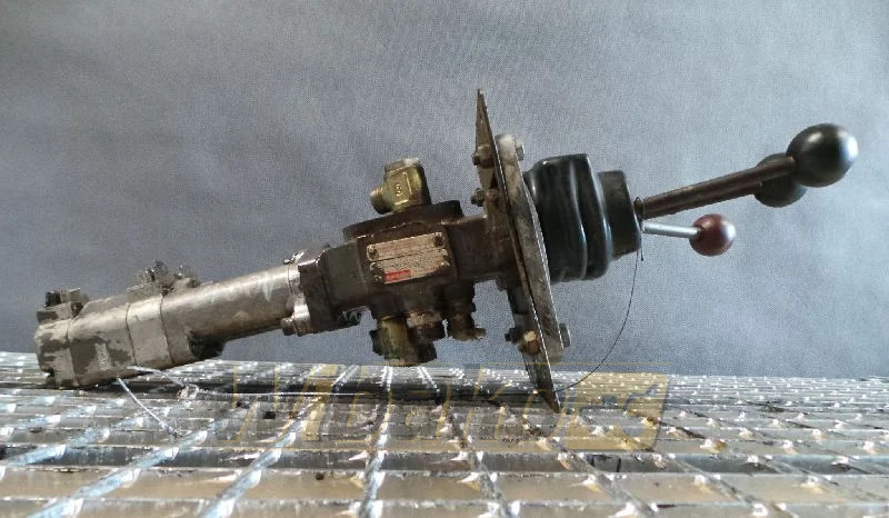 Hydreco V0605ABG50L 033030/85 - Valve hydraulique pour Engins de chantier: photos 1 Hydreco V0605ABG50L 033030/85 - Valve hydraulique pour Engins de chantier: photos 1