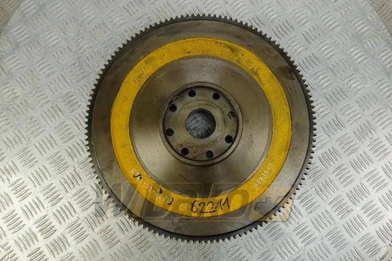 Komatsu 6741-31-4220 - Volant moteur pour Engins de chantier: photos 1 Komatsu 6741-31-4220 - Volant moteur pour Engins de chantier: photos 1