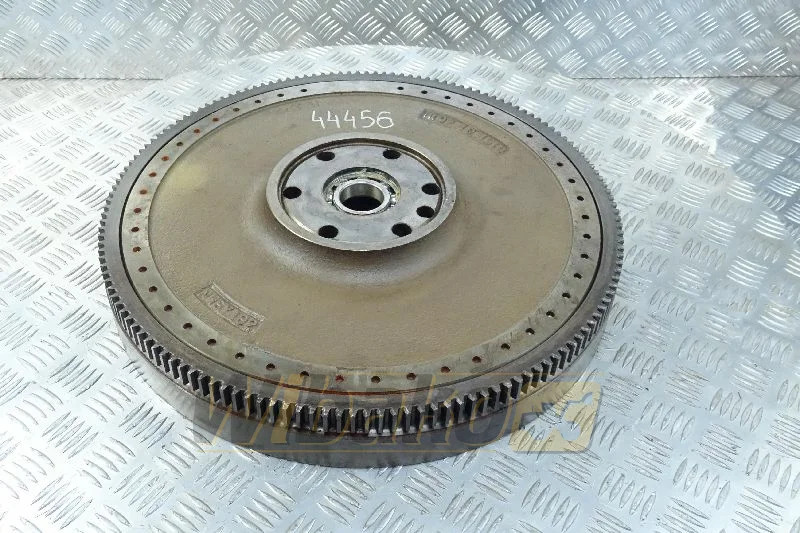 Komatsu SA6D125E-3 6151-31-4600/6151-31-4610 - Volant moteur pour Engins de chantier: photos 1 Komatsu SA6D125E-3 6151-31-4600/6151-31-4610 - Volant moteur pour Engins de chantier: photos 1