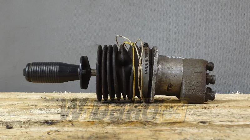 Linde 221912 000 M85 - Valve hydraulique pour Engins de chantier: photos 1 Linde 221912 000 M85 - Valve hydraulique pour Engins de chantier: photos 1