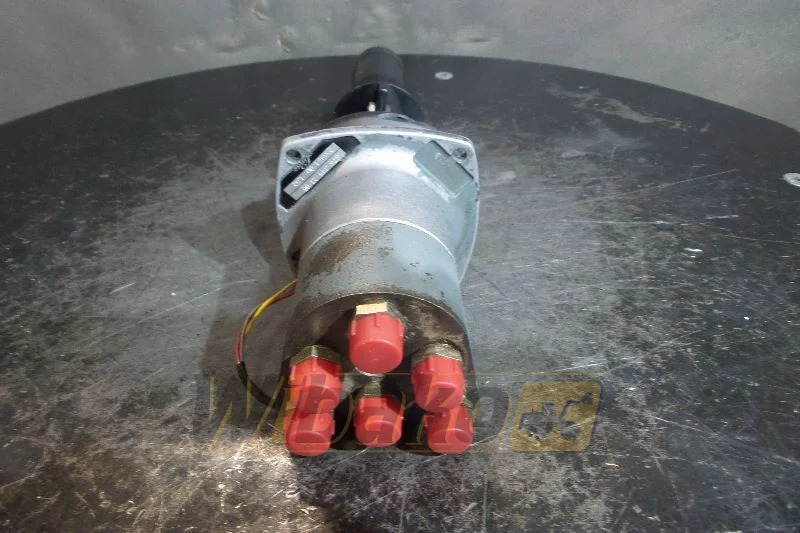 Linde 6763452366 22686100L92 - Valve hydraulique pour Engins de chantier: photos 1 Linde 6763452366 22686100L92 - Valve hydraulique pour Engins de chantier: photos 1