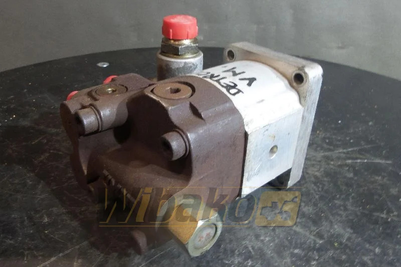 Parker 3349111266 0902004 / 2553303 - Pompe hydraulique pour Engins de chantier: photos 3 Parker 3349111266 0902004 / 2553303 - Pompe hydraulique pour Engins de chantier: photos 3
