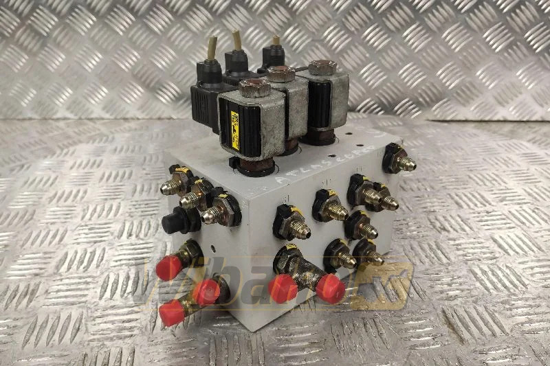 Parker 91217403 0304786281-001 - Valve hydraulique pour Engins de chantier: photos 2 Parker 91217403 0304786281-001 - Valve hydraulique pour Engins de chantier: photos 2