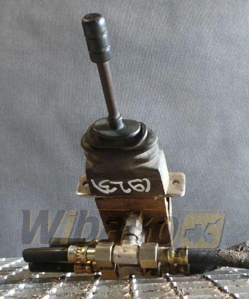 Rexroth 2TH6U22-10/05M - Valve hydraulique pour Engins de chantier: photos 1 Rexroth 2TH6U22-10/05M - Valve hydraulique pour Engins de chantier: photos 1