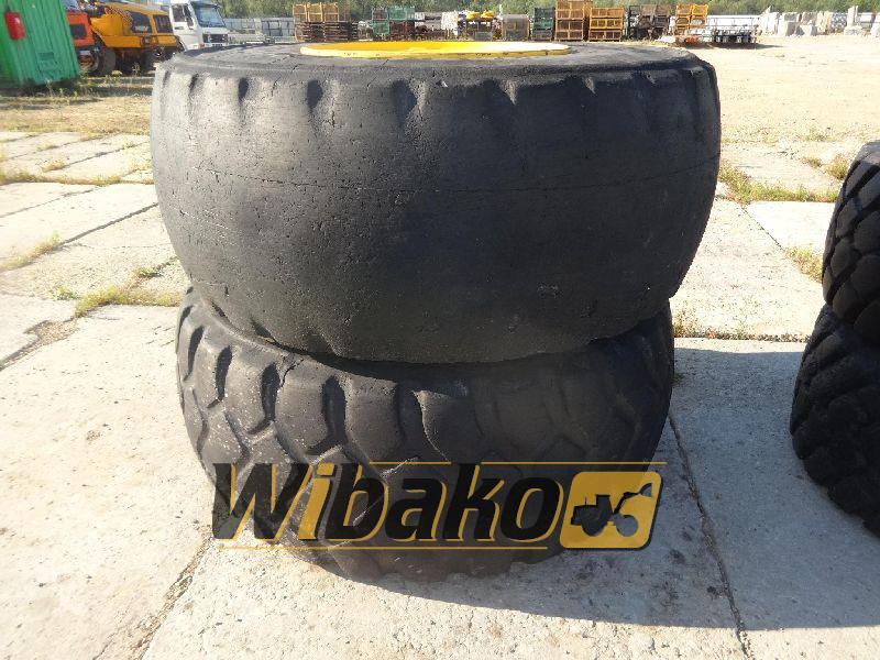 Wheel 26.5R25 20/30/35 - Pneus et jantes pour Engins de chantier: photos 1 Wheel 26.5R25 20/30/35 - Pneus et jantes pour Engins de chantier: photos 1