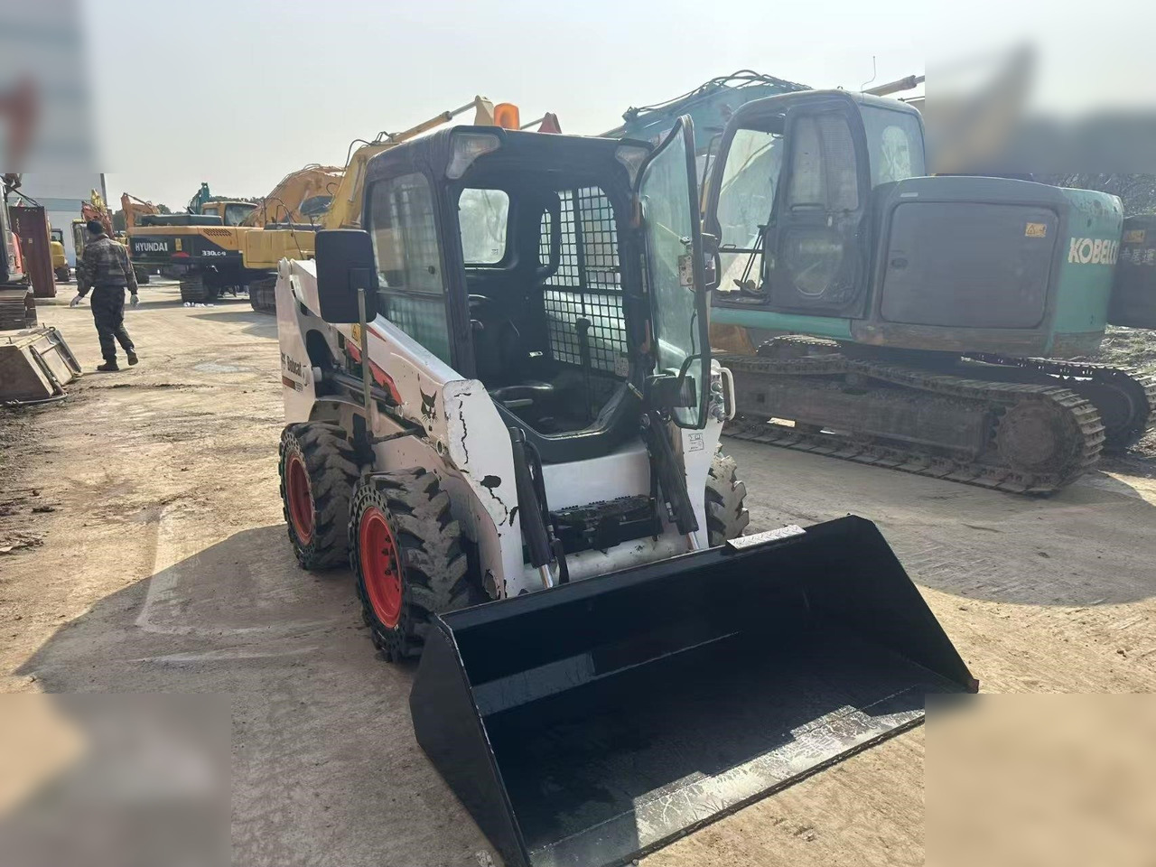 BOBCAT S550 - Mini chargeuse: photos 2 BOBCAT S550 - Mini chargeuse: photos 2