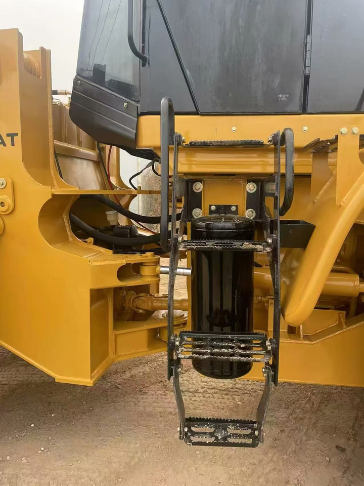 CATERPILLAR 950H - Chargeuse sur pneus: photos 4 CATERPILLAR 950H - Chargeuse sur pneus: photos 4