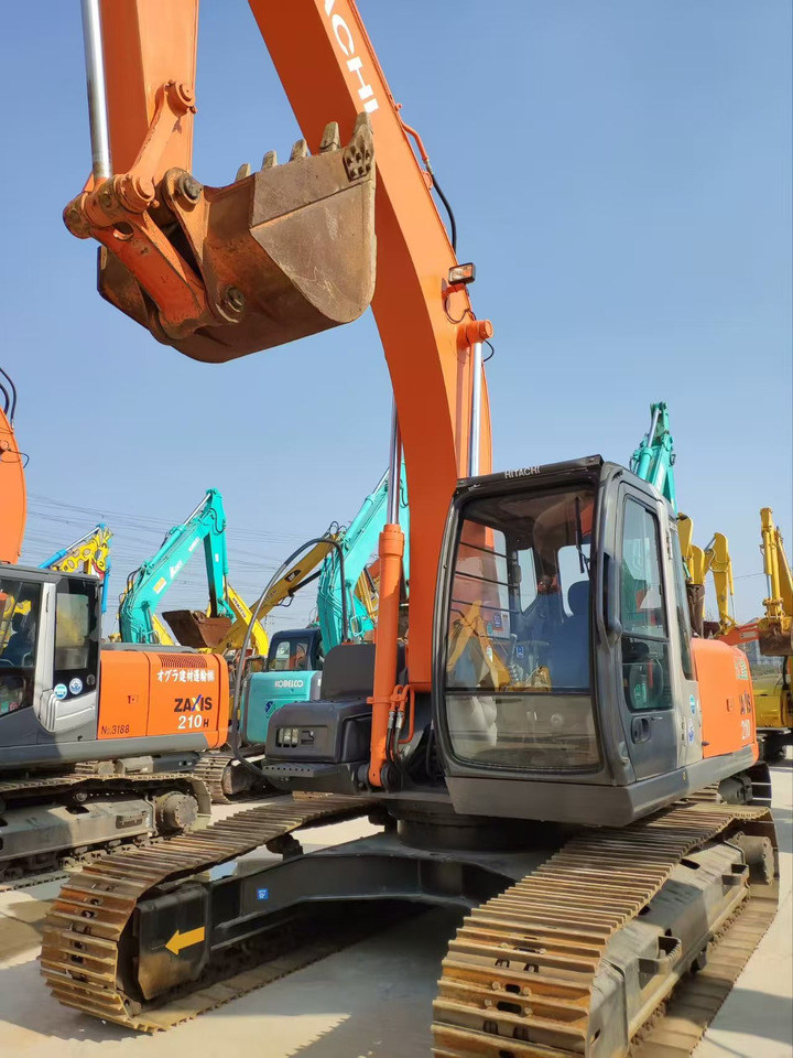 HITACHI ZX120 - Pelle sur chenille: photos 4 HITACHI ZX120 - Pelle sur chenille: photos 4