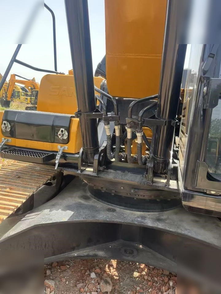 SANY SY215C - Pelle sur chenille: photos 5 SANY SY215C - Pelle sur chenille: photos 5