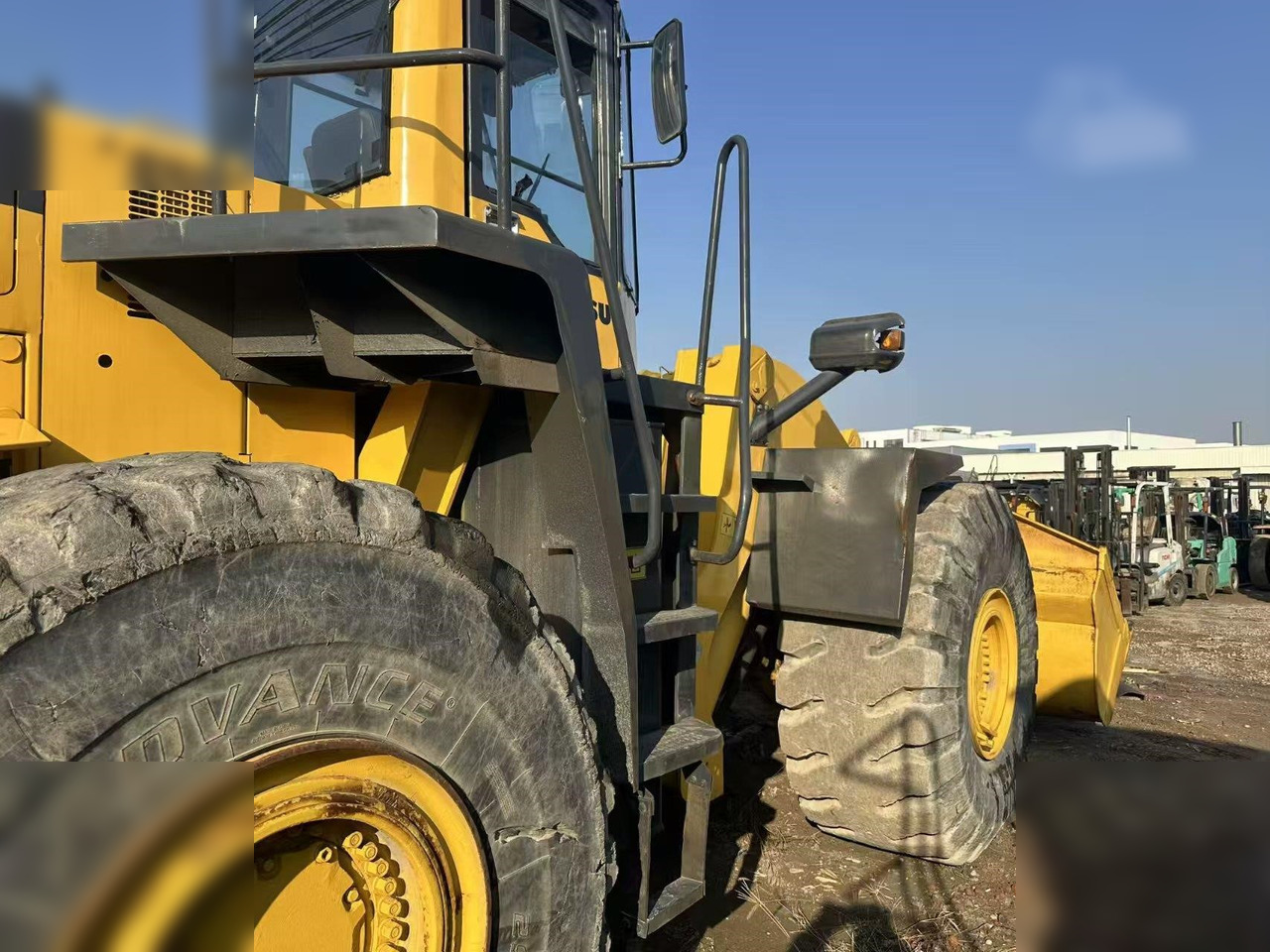 VOLVO L105 - Chargeuse sur pneus: photos 2 VOLVO L105 - Chargeuse sur pneus: photos 2