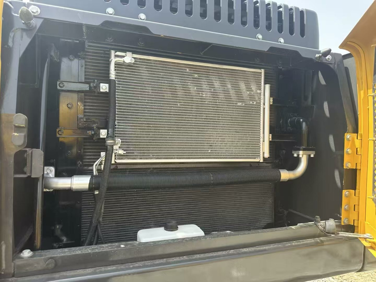 Volvo EC300 - Pelle sur chenille: photos 5 Volvo EC300 - Pelle sur chenille: photos 5