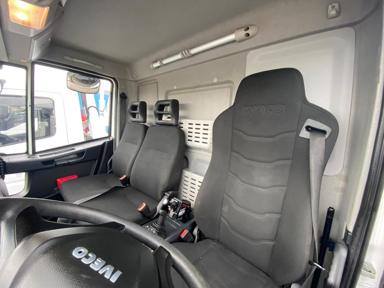 IVECO 75E16 en leasing occasion IVECO 75E16: photos 11
