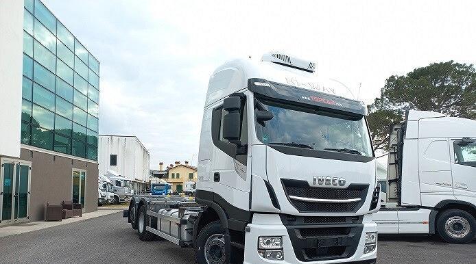 IVECO STRALIS AS260S48 A TELAIO FULL PNEUMATIC - Camion porte-conteneur/ Caisse mobile: photos 4 IVECO STRALIS AS260S48 A TELAIO FULL PNEUMATIC - Camion porte-conteneur/ Caisse mobile: photos 4