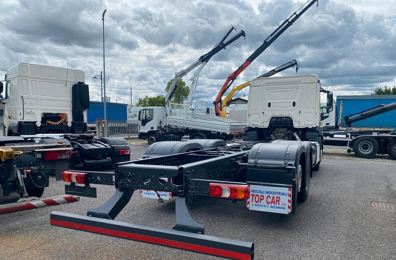 MERCEDES ANTOS 25.40 MOTRICE 3 ASSI TELAIO - Châssis cabine: photos 4 MERCEDES ANTOS 25.40 MOTRICE 3 ASSI TELAIO - Châssis cabine: photos 4