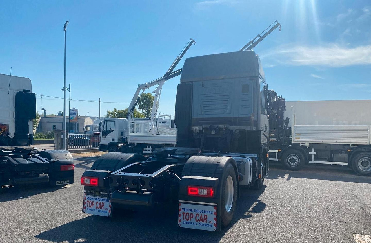 IVECO S-WAY 480 TRATTORE STRADALE FULL PNEUMATICO - Tracteur routier: photos 4 IVECO S-WAY 480 TRATTORE STRADALE FULL PNEUMATICO - Tracteur routier: photos 4