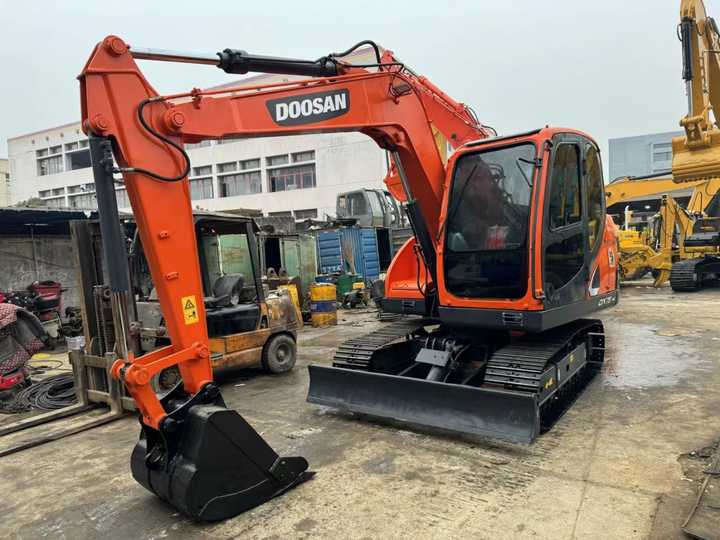 Certified Used Doosan DX75 Mini Excavator | Low Hours, Full Service History | Global Shipping Available - Mini pelle: photos 4 Certified Used Doosan DX75 Mini Excavator | Low Hours, Full Service History | Global Shipping Available - Mini pelle: photos 4