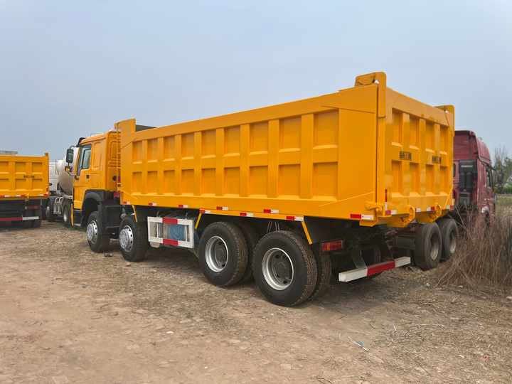 Camion benne China Brand  Howo Dump 12 Wheeler 8x4 6x4 6 4 Sinotruk 371 Hp  375hp  Sino Mine Tipper Truck for Sale [ Copy ] [ Copy ]: photos 6