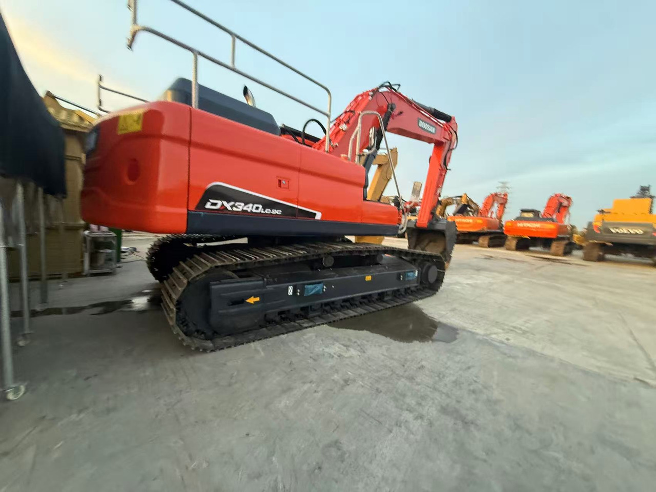 DOOSAN DOOSAN DX340 Crawler excavator for sale good quality for sale at low price - Pelle sur chenille: photos 5 DOOSAN DOOSAN DX340 Crawler excavator for sale good quality for sale at low price - Pelle sur chenille: photos 5