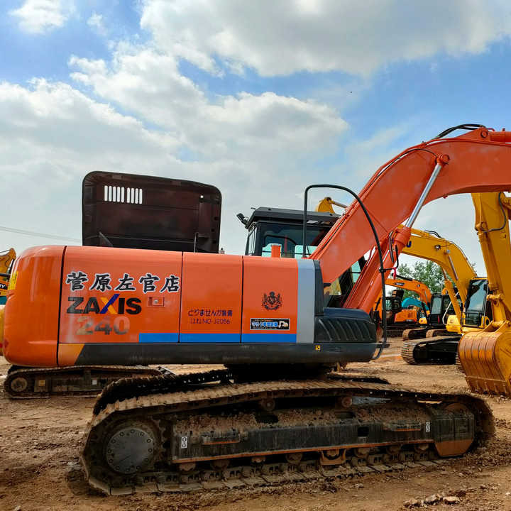 Original Japan Hitachi ZX240 Excavator Hitachi Excavator in Low Price for Hot Sale - Pelle sur chenille: photos 2 Original Japan Hitachi ZX240 Excavator Hitachi Excavator in Low Price for Hot Sale - Pelle sur chenille: photos 2
