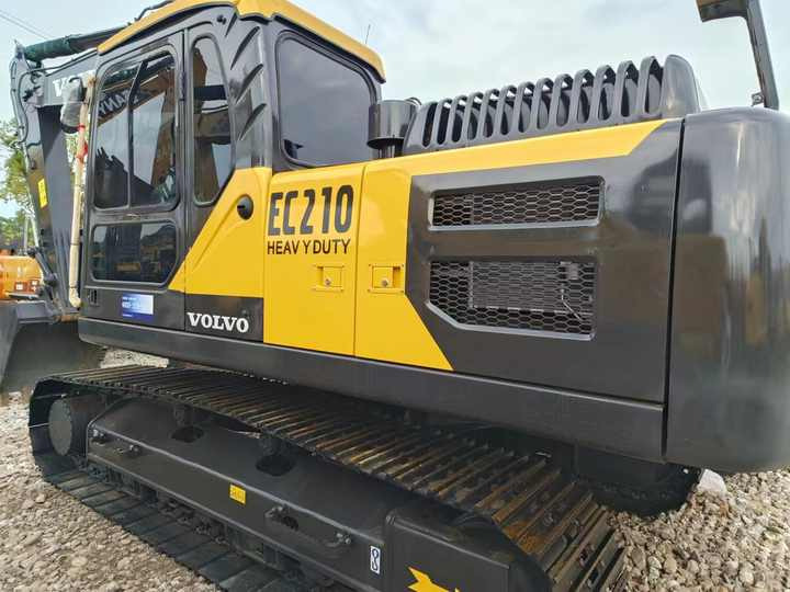 USED KOREA BRAND VOLVO EC210 EXCAVATOR for SALE - Pelle sur chenille: photos 2 USED KOREA BRAND VOLVO EC210 EXCAVATOR for SALE - Pelle sur chenille: photos 2