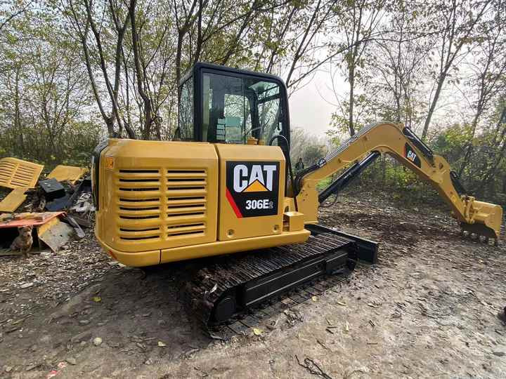 Used Excavators CAT306E Used Japanese Caterpillar Mini 306E2 Excavators for Sale at Cheap Prices - Pelle sur chenille: photos 5 Used Excavators CAT306E Used Japanese Caterpillar Mini 306E2 Excavators for Sale at Cheap Prices - Pelle sur chenille: photos 5