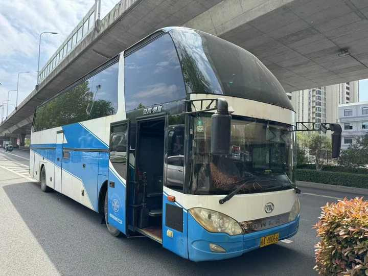 Used Heavy Construction Equipment Big Bus Second Hand Bus Used Machine Hot Sale - Autocar: photos 4 Used Heavy Construction Equipment Big Bus Second Hand Bus Used Machine Hot Sale - Autocar: photos 4